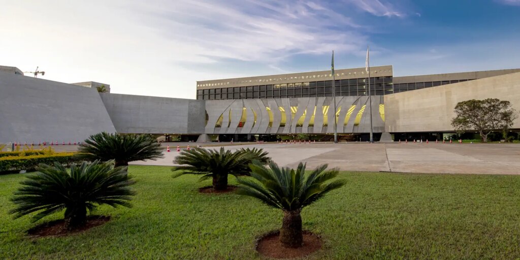stj-condena-conselheiro-do-tce-rj-a-13-anos-de-prisao