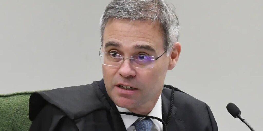 nomeado-relator-do-caso-master,-mendonca-se-reune-com-delegados-da-pf