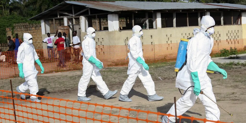 cruz-vermelha-lamenta-mortes-de-voluntarios-no-congo-devido-ao-ebola