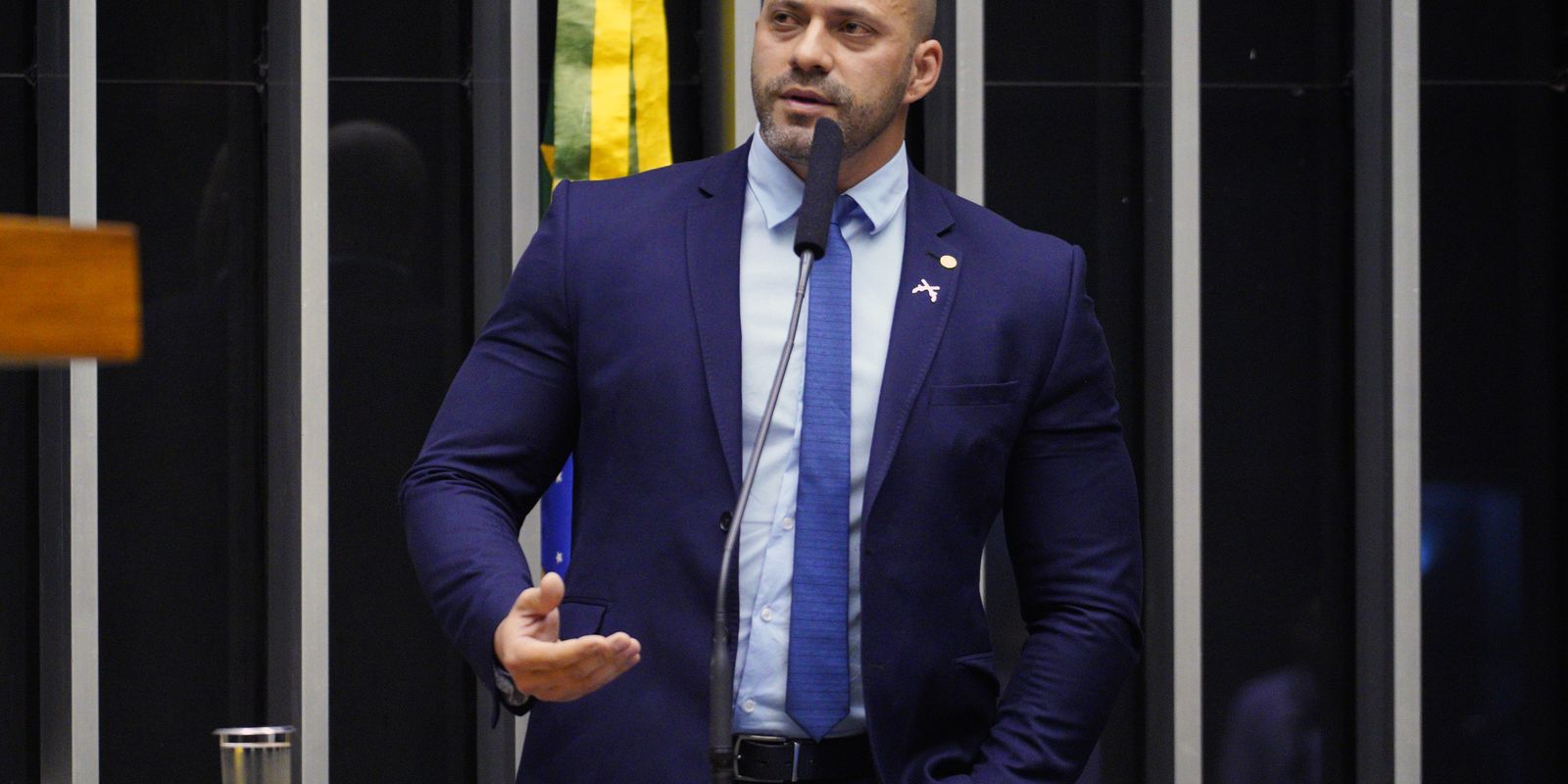 moraes-da-48h-para-daniel-silveira-explicar-publicacao-de-video-no-x