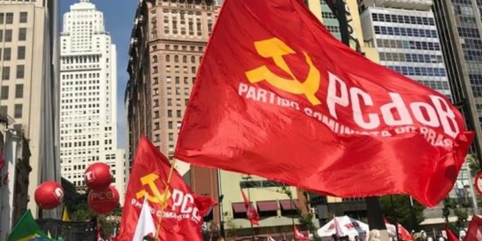 pcdob-oficializa-apoio-a-candidatura-de-lula